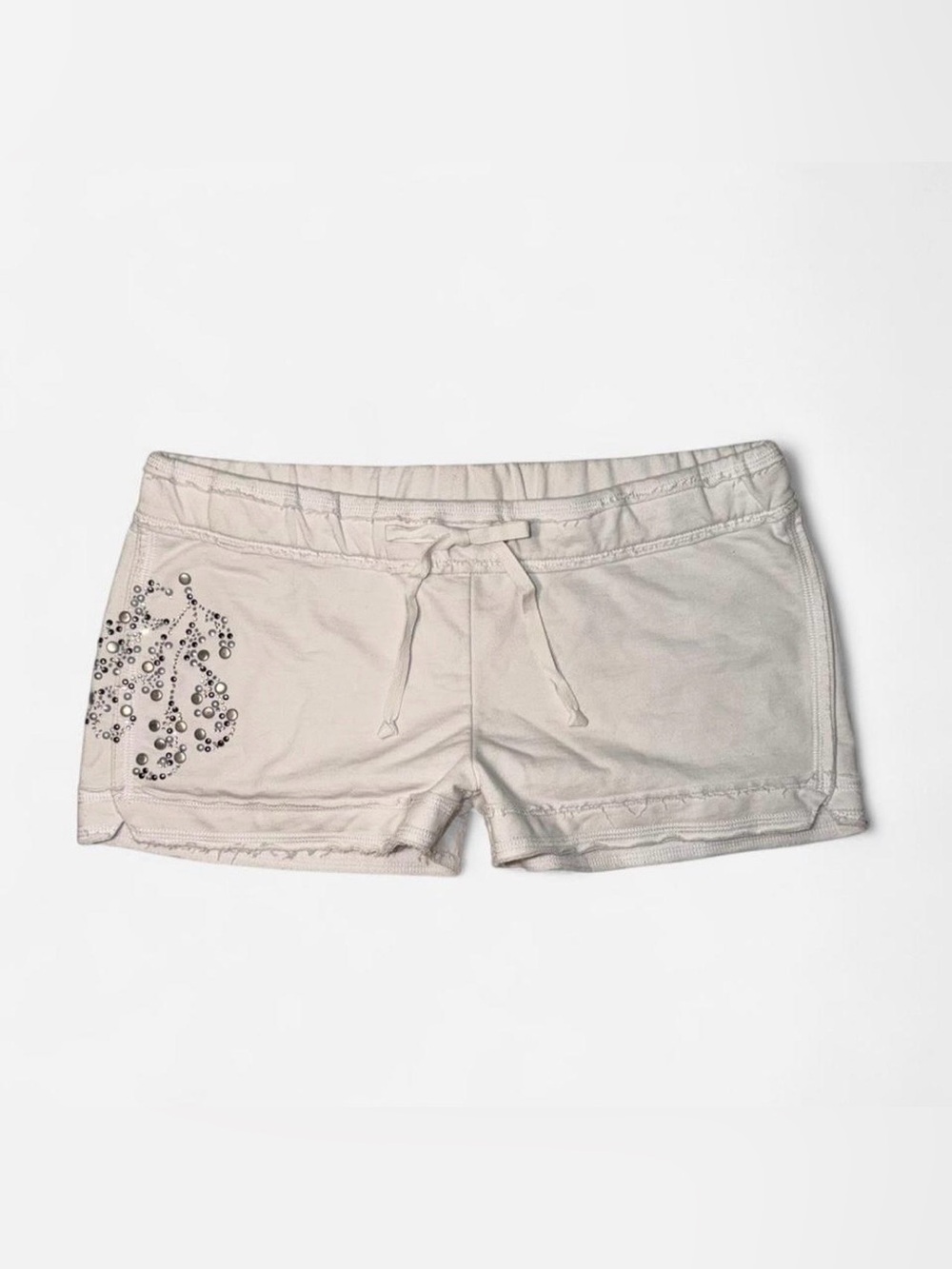 2000s kavio low rise cream shorts with rhinestone design